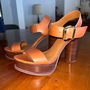 Elegant Tan Platform Sandals